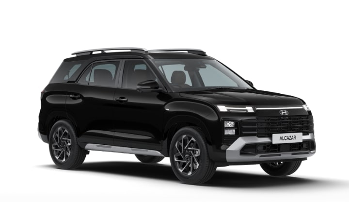 Hyundai Alcazar Signature in Titanium Black