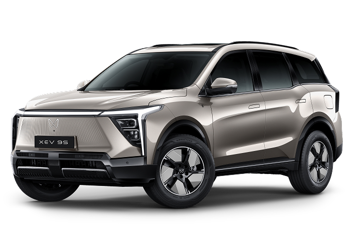 Mahindra XEV 9S Pack One in Desert Myst